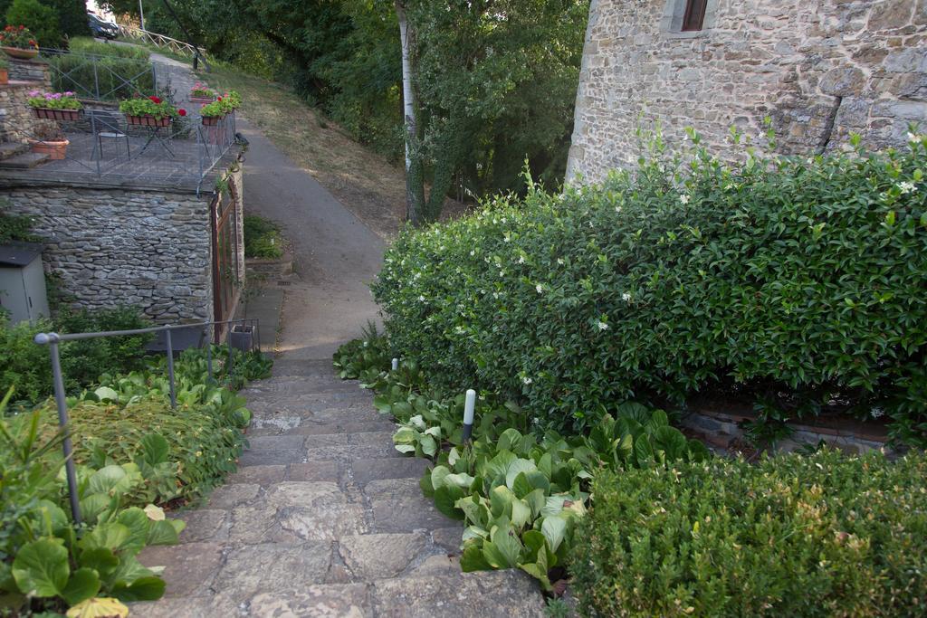 Relais Torre Santa Flora Hotel Subbiano Exterior photo